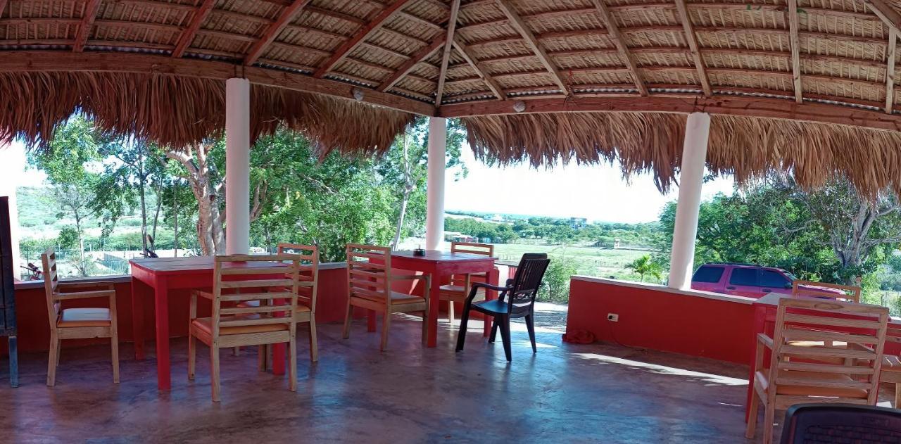 Villa Kiki Ensenada プンタ・ルシア エクステリア 写真