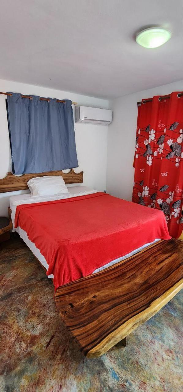 Villa Kiki Ensenada プンタ・ルシア 部屋 写真
