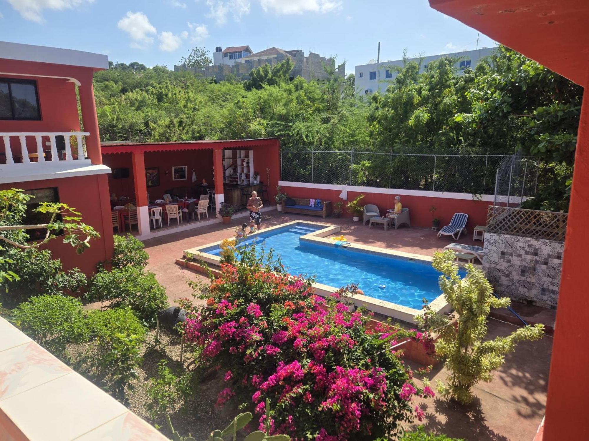 Villa Kiki Ensenada プンタ・ルシア エクステリア 写真